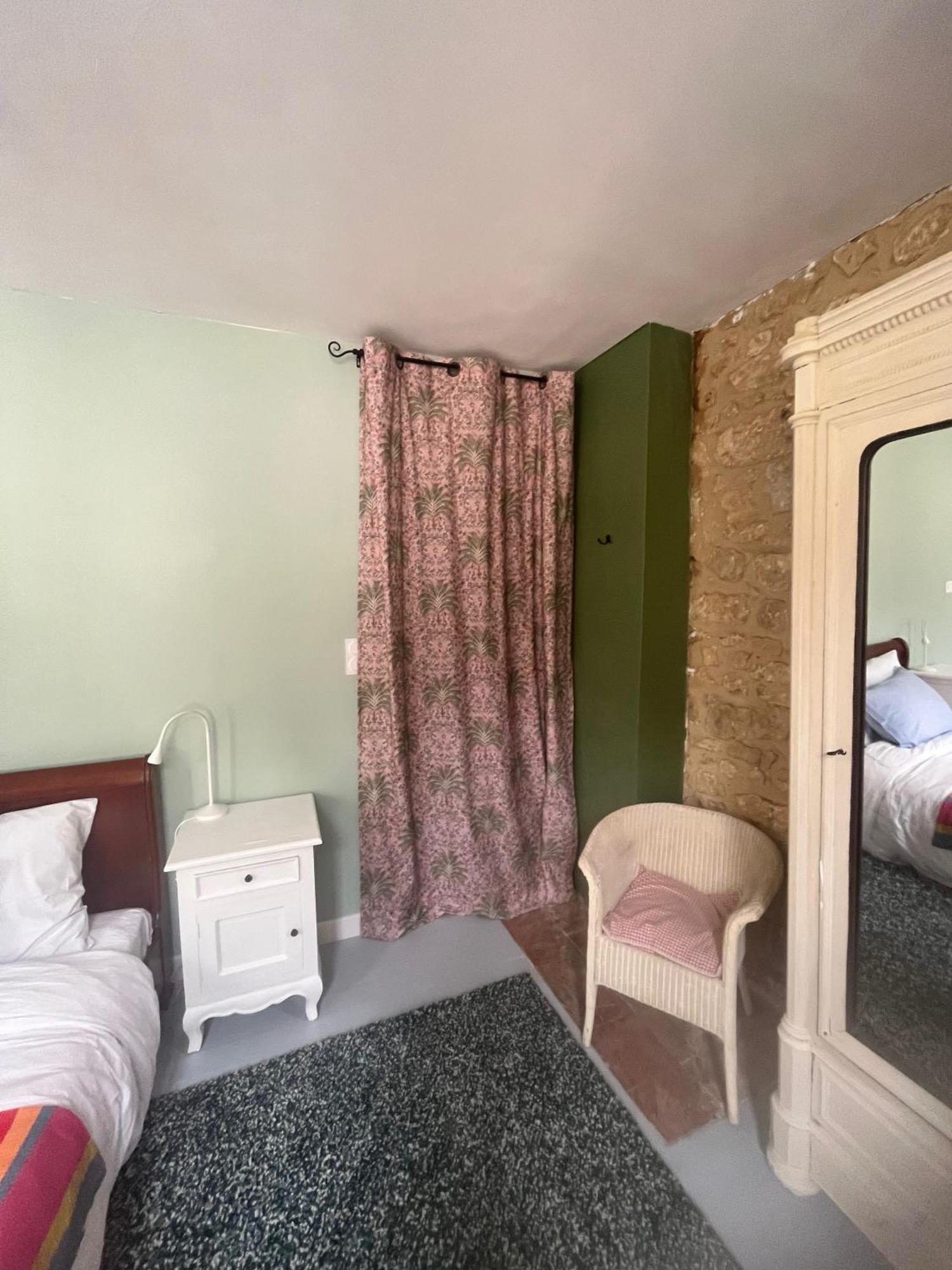 Cozy Town Centre Cottage Beaumont-en-Perigord Luaran gambar